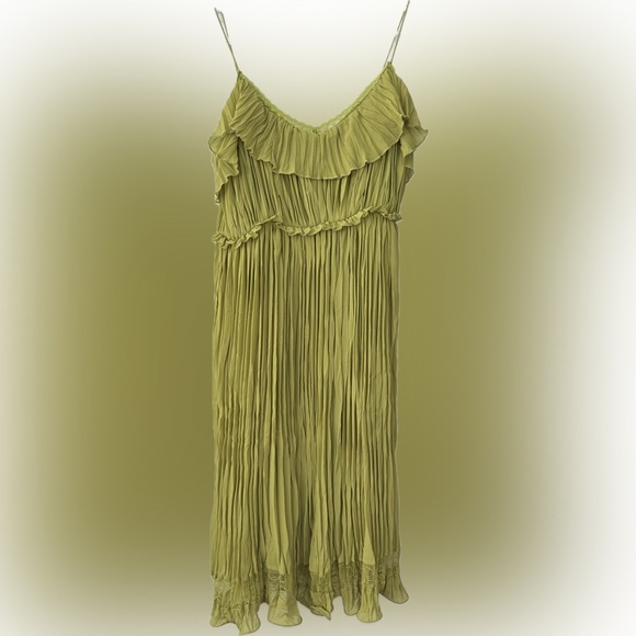 ASOS green pleated dress with ruffle and lace details - Picture 2 of 4